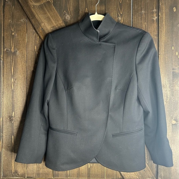 Lafayette 148 New York Jackets & Blazers - EUC•Lafayette 148 New York• Blazer• black• Size6